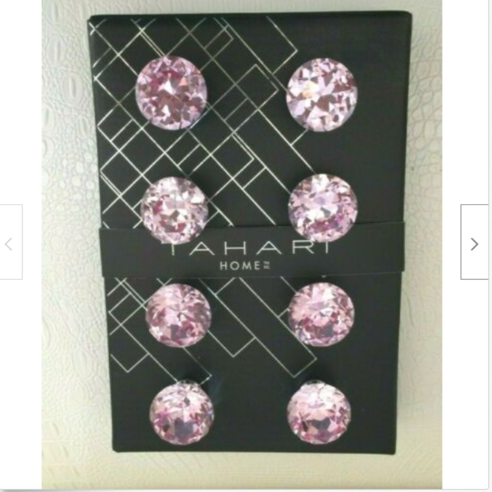 TAHARI HOME Set of 8 DRAWER KNOBS